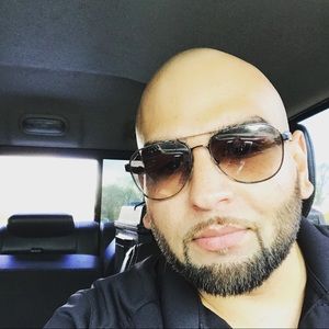 Meet your Posher, Humza f